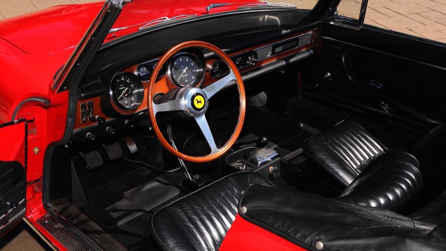 Схема Ferrari 275 GTS (07967) 1966 года  (фото 8 из 20)